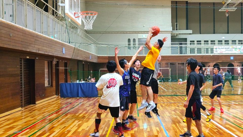 Basketball in Osaka With Local Players! - Activity Details