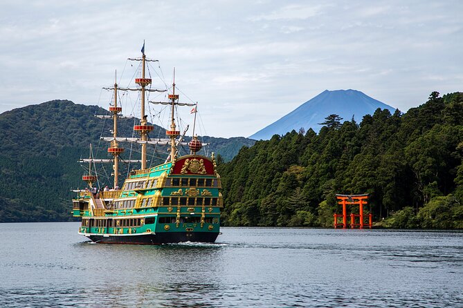 Guided Private Day Tour: Lake Ashi Cruise & Hakone Highlights