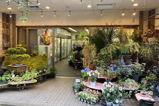 Ikebana Experience Tour in Kyoto