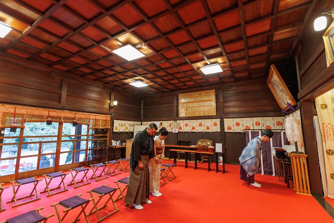 Kimono Photo Session Experience Japanese Culture Inside a Shrine - Choosing the Perfect Kimono
