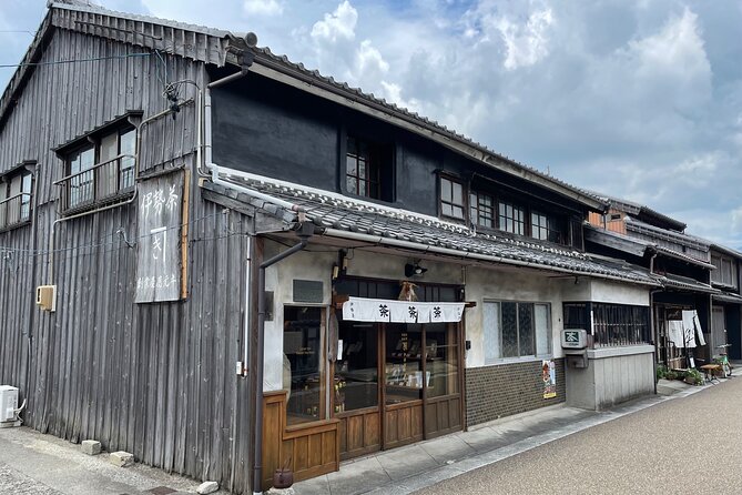 Old Tokaido Trail Walking in Seki Post Town