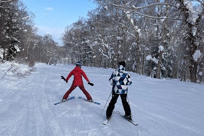 Sapporo Private Ski/ Snowboard Lesson With Pick-Up Service