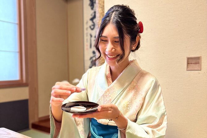 Tokyo : Genuine Tea Ceremony, Kimono Dressing, and Photography - Kimono Dressing Process