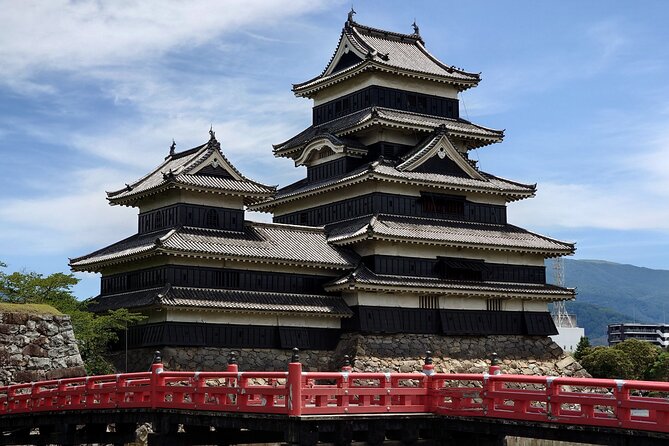 1 Day Tour From Nagano to Matsumoto Castle and Narai-Juku - Exploring Narai-Juku: A Traditional Post Town