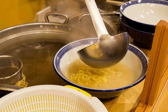 Exclusive Ramen Kitchen Experience - Mastering the Art of Temomi