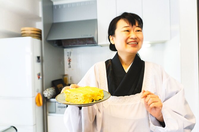 Japanese In-Home Cooking Lesson and Meal With a Culinary Expert in Osaka - Overview of the Experience