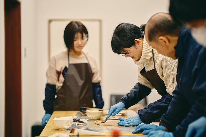Making of Echizen Lacquerware and Lacquering Tray Experience - Materials Used in Lacquerware Production