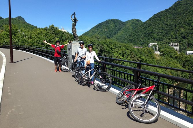 Mountain Bike Tour From Sapporo Including Hoheikyo Onsen and Lunch - Guide and Service