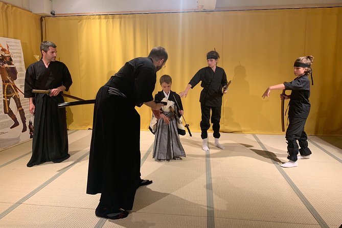 Ninja Experience in Tokyo (Family & Kid Friendly) - Ninja Weapons Training and Techniques
