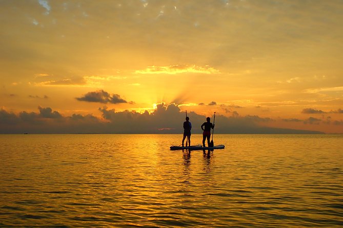 [Okinawa Miyako] [Evening] Twilight in the Sea of Silence... Sunset SUP / Canoe - Witnessing the Majestic Sunset