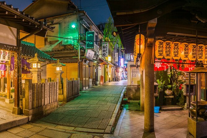Osaka Nightlife Adventure: Bar Hopping, Shopping and Sightseeing - Bar Hopping Experience