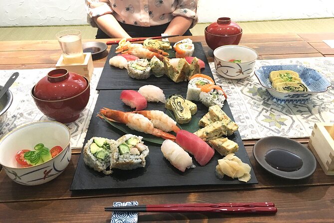 Private Market Tour and Traditional Japanese Cooking Class in Asakusa - Market Tour Highlights