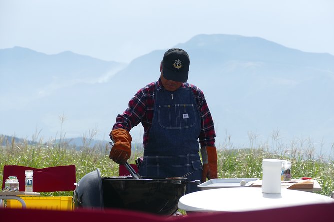 Aka Beef Barbecue" to Enjoy in the Superb View of Aso - Asos Scenic Backdrop