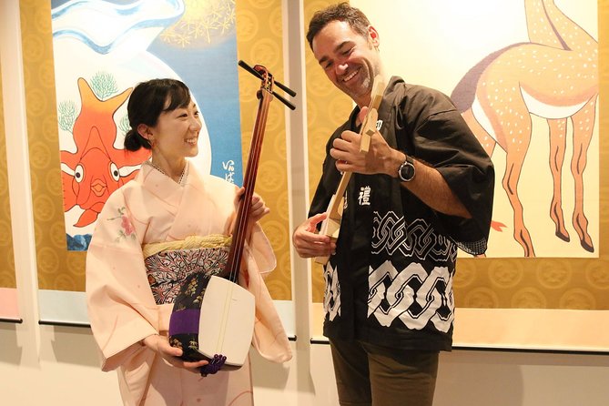 Easy for Everyone! Now You Can Play Handmade Mini Shamisen and Show off to Everyone! Musical Instrum - Impressive Techniques to Show off With the Handmade Mini Shamisen