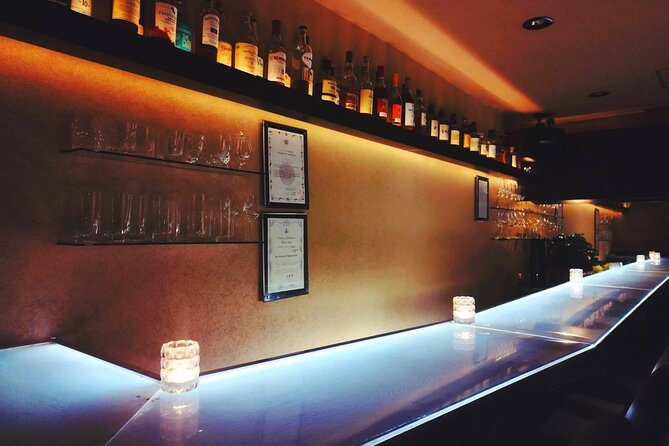 Goldengai Daytime Japanwhisky Beginnerssession W/Femalebartender - Female Bartenders Expertise