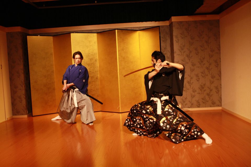 Kyoto: Samurai Kenbu Show, a Traditional Sword Dancing - Inclusions