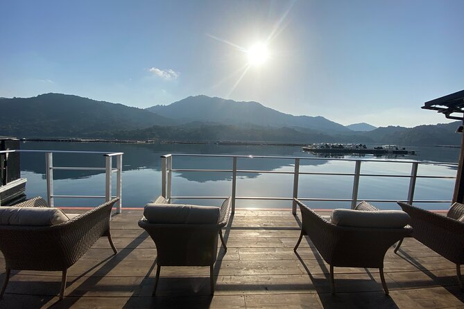 Lunch Cruise on HANAIKADA (Raft-Type Boat) With Scenic View of Miyajima - Complimentary Services and Amenities