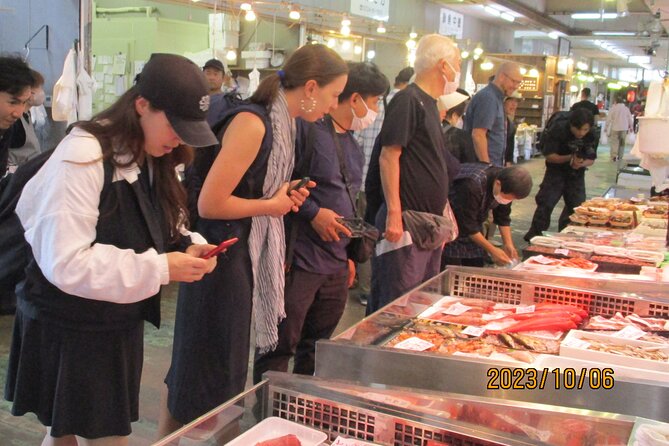 Maze Town Walking and Exploring Fish Market in Izumisano, Osaka - Local Cuisine and Food Stalls