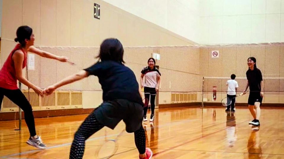 Osaka: Badminton Lesson With Racket Rental - Full Description