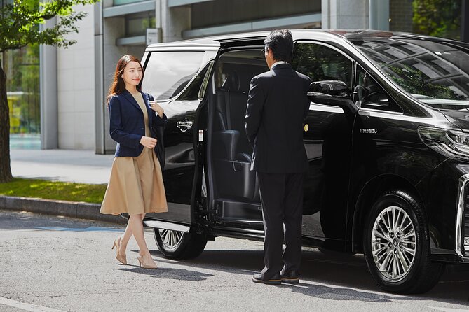Private Transfer From Tokyo to Haneda Airport - Pickup Details