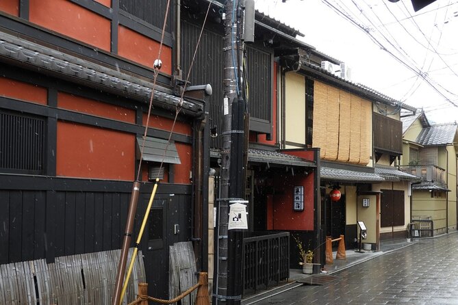 2 Hour Walking Historic Gion Tour in Kyoto Geisha Spotting Area - Additional Information and Local Tips
