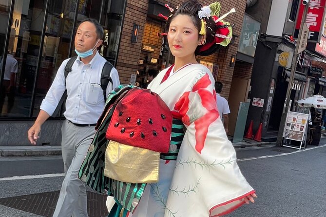3 Hours Private Edo Tokyo Shinjuku Entertainment Tour - Kimono Rental Fee