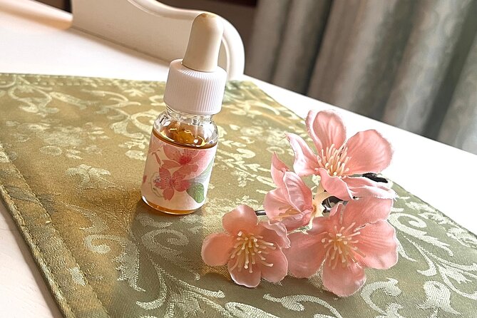 Aroma Massage With Cherry Blossom Infused Oil - Techniques Used in Aroma Massage With Cherry Blossom Infused Oil