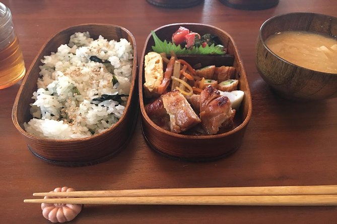 Enjoy a Japanese Cooking Class With a Humorous Local Satoru in His Tokyo Home - Common questions