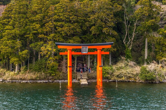 Guided Private Day Tour: Lake Ashi Cruise & Hakone Highlights - Hakone Shrine