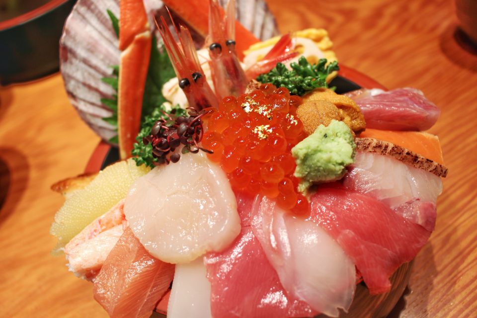 Kanazawa: Private Food Tasting Walking Tour - Tour Options and Add-On Experiences