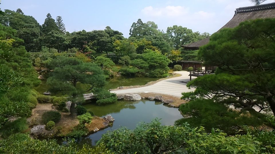 Kyoto: Historic Higashiyama Walking Tour - Inclusions