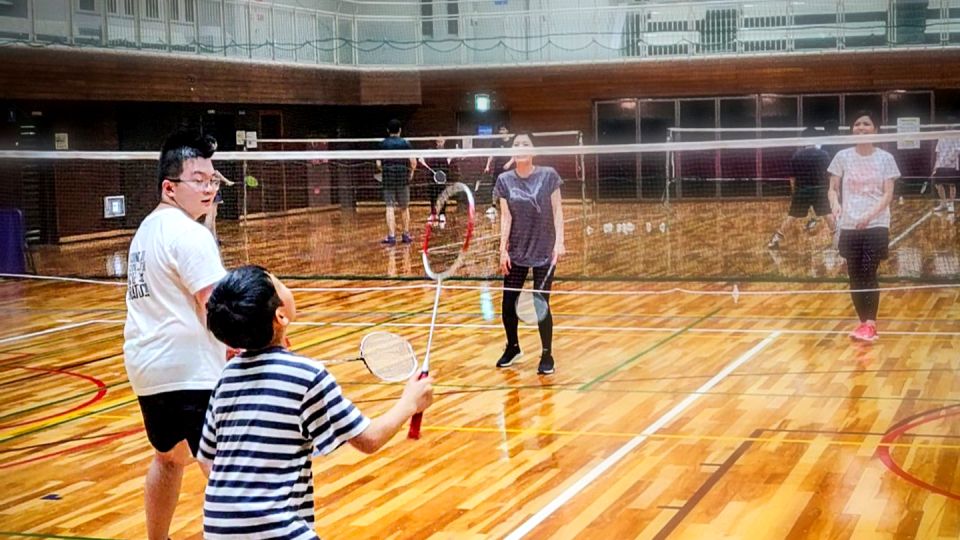 Osaka: Badminton Lesson With Racket Rental - Highlights