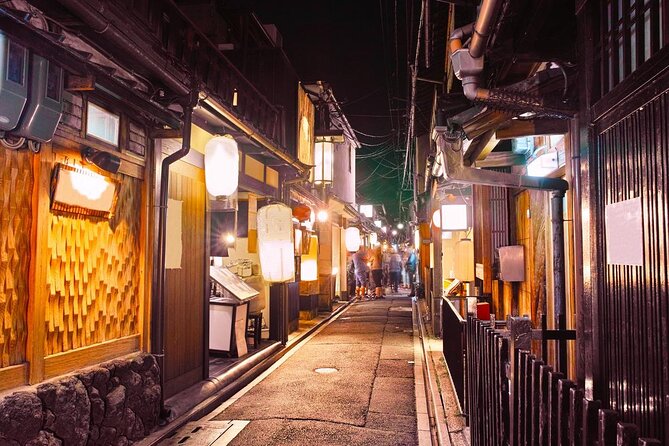 Private Guided Local Bar Crawl Experience in Kyoto - Cancellation Policy
