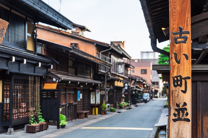 Private Half-Day Walking Tour in Takayama - Common questions