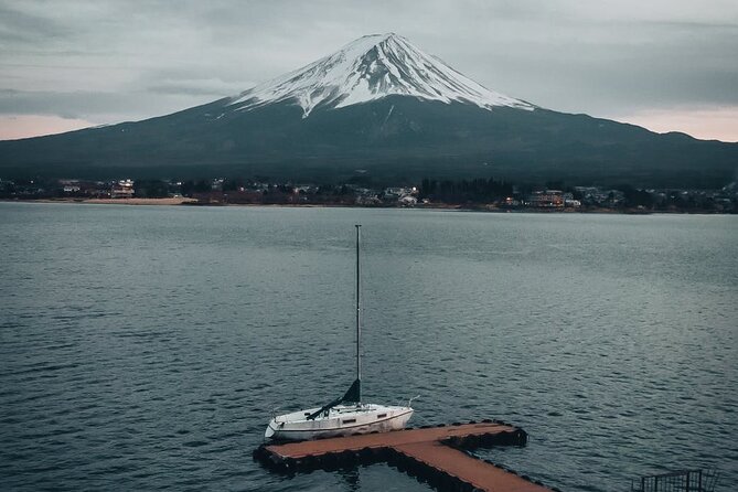 Private One Day Mt. Fuji - Lake Kawaguchiko Tour With Bilingual Driver - Bilingual Driver and Guide