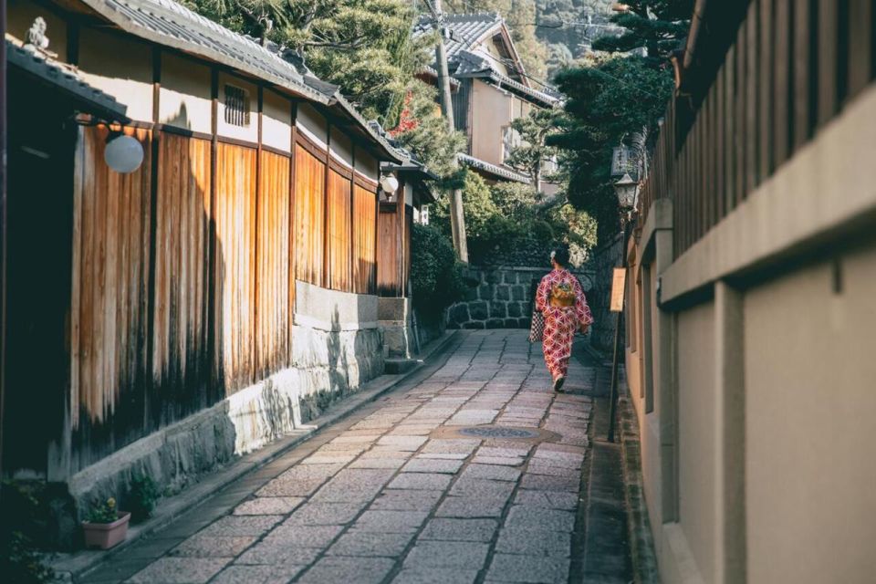 Soul of Kyoto: Timeless Traditions and Tantalizing Tastes - Serene Temples of Tojijicho