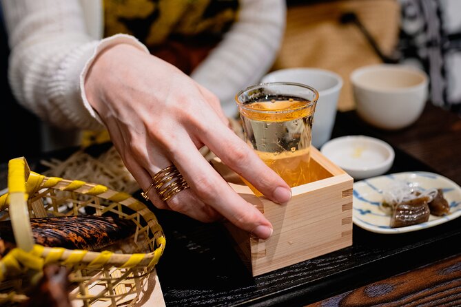 Tokyo Sake Tour With a Local Guide, Private & Tailored to Your Taste - Discover Different Ways to Enjoy Sake