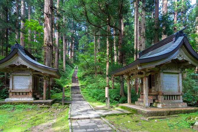 Tsuruoka & Dewa-Sanzan Full-Day Private Tour With Government-Licensed Guide - Traveler Photos