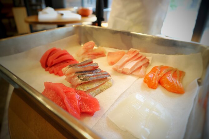 Unique Toyosu Fish Market Tour and Sushi Making Experience - Market Walkthrough