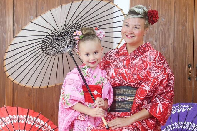 Japanese Traditional Costumes 'Kimono', 'Yukata', 'Ryuso', Photography Course, Hair Set & Point Makeup - Point Makeup: Enhancing Your Traditional Costume Look