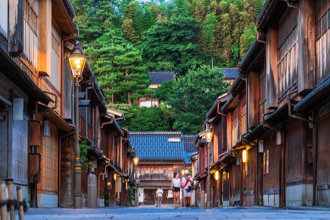 Kanazawa 6hr Full Day Tour With Licensed Guide and Vehicle - Tour Package Inclusions