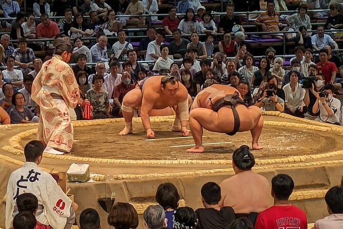 Tokyo Grand Sumo Tournament  With a Sumo Expert Guide