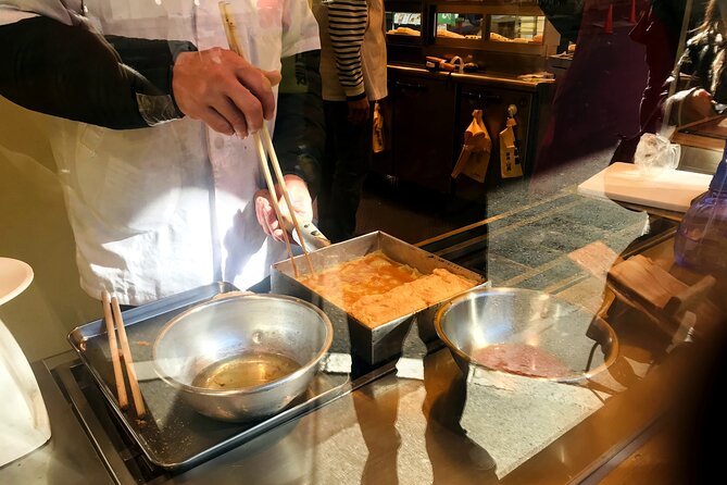 Tsukiji Outer Market Gourmet Tour! - Common questions