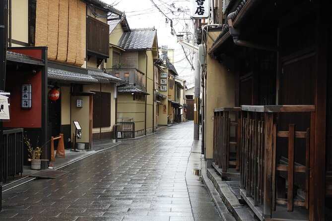 2 Hour Walking Historic Gion Tour in Kyoto Geisha Spotting Area - The Sum Up