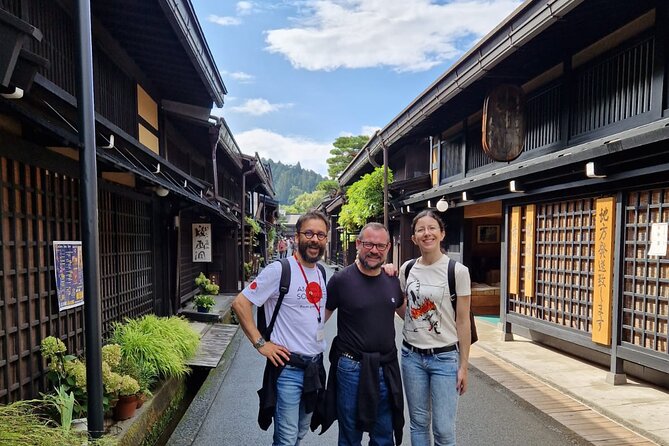 Experience Takayama Old Town 30 Minutes Walk - Capturing Memories: Traveler Photos
