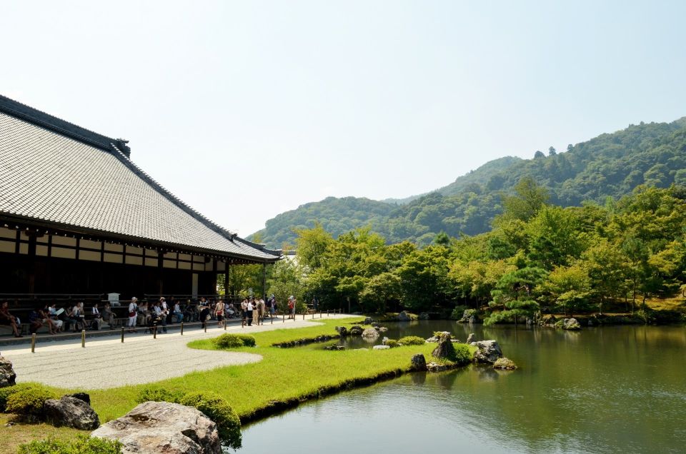 Kyoto/Kobe/Osaka: Arashiyama and Fushimi Inari Private Tour - Arashiyama Area and Okochi Sanso Estate