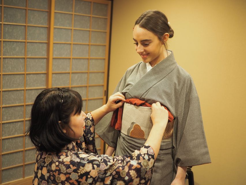 Miyajima: Cultural Experience in a Kimono - Necessary Tools and Inclusions