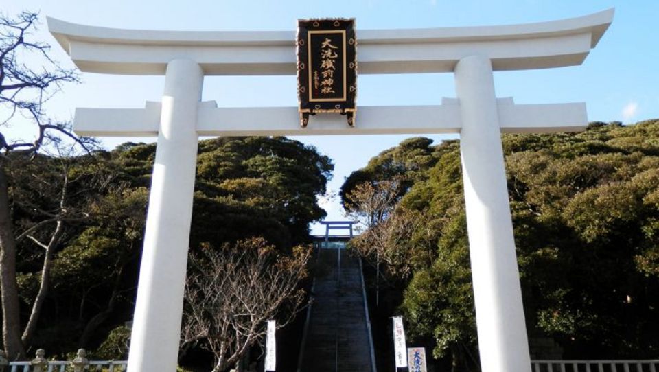 Tokyo: Ibaraki, Hitachi Park & Oarai Isosaki Shrine Day Trip - Oarai Isosaki Shrine