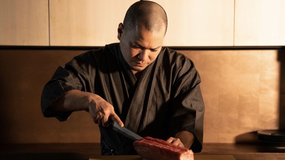 Tokyo: Omakase Sushi Course at Robot Serving Restaurant - Ending With Okinawa Soba