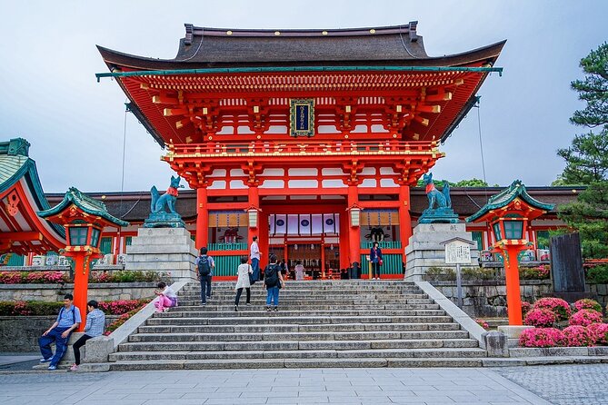 10-Day Private Tour With More Than 15 Attractions in Japan - Hiroshima Castle and Gardens